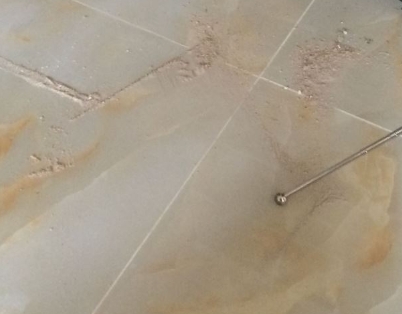 下陆瓷砖空鼓维修公司分享粘合剂选择不当在瓷砖铺贴过程中可能导致以下问题